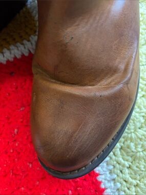 Womens Brown Leather knee high  — Classic Slip-On Style has a zipper